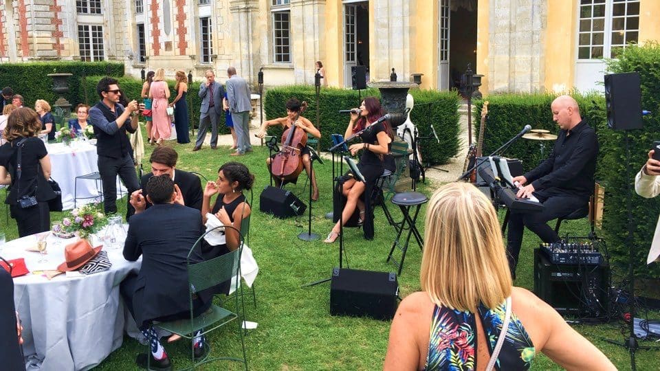 Orchestre pour cocktail et vin d'honneur branchés Smart Music.