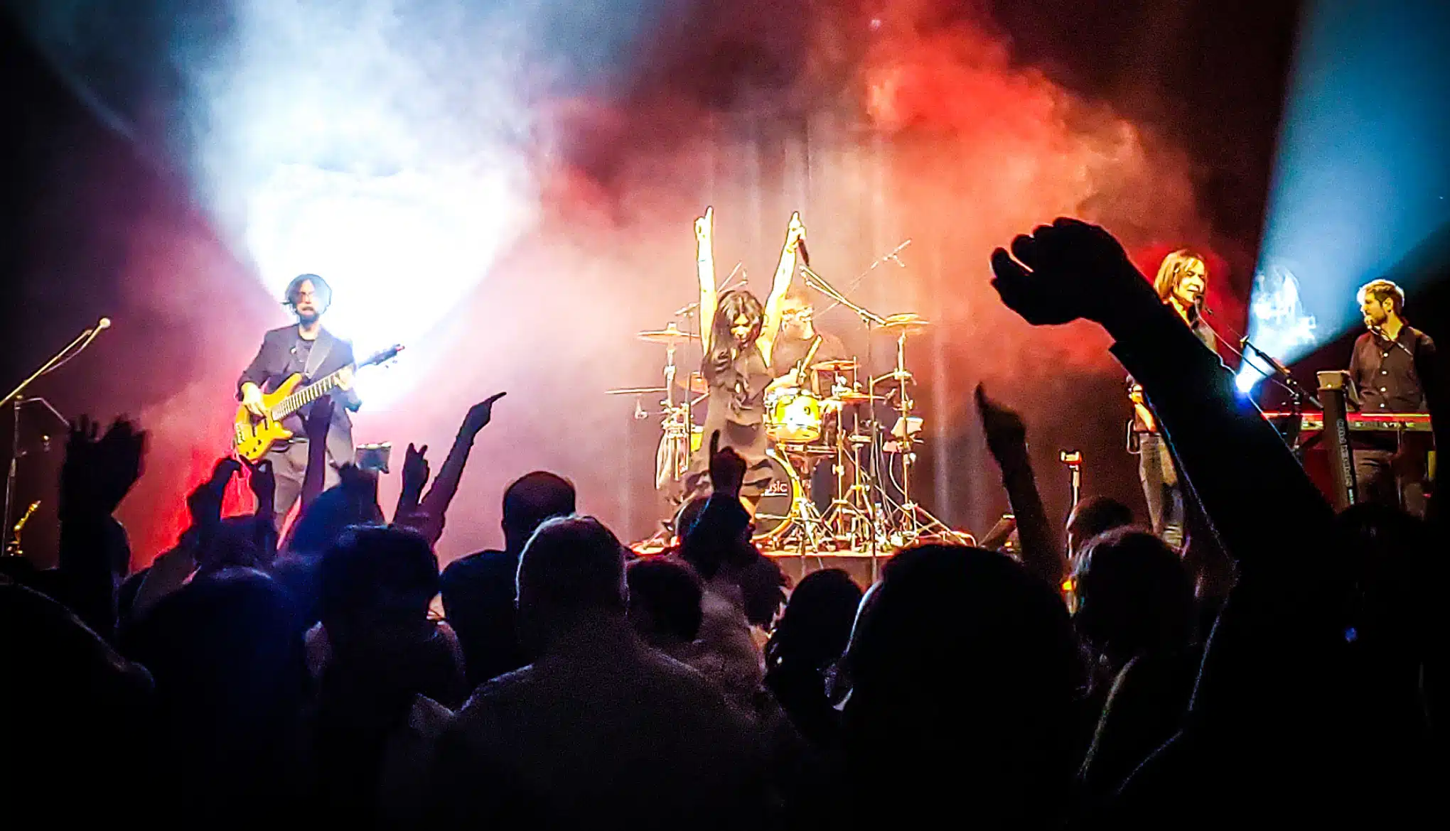 Orchestre animation soirée Smart Music Orchestre pour animation de soirée dansante à Paris Smart Music.